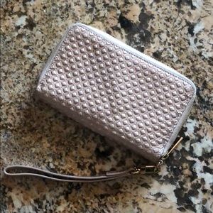 Tory Burch Bags - Tory Burch wallet Tory Burch Bags - Tory Burch wallet
